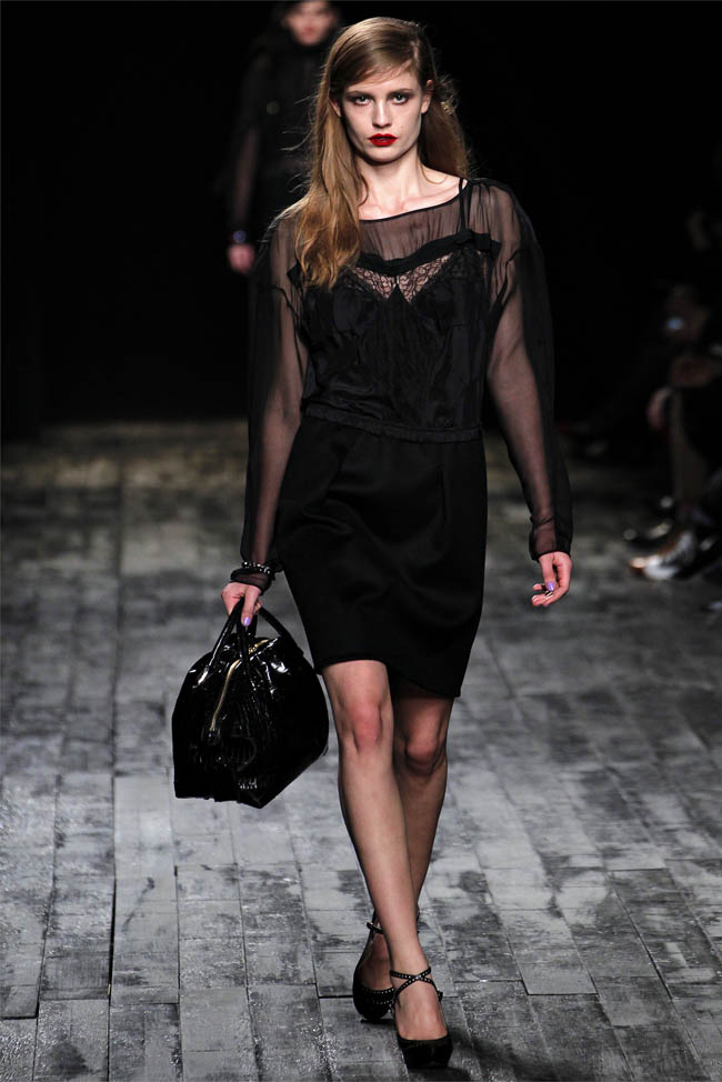 Nina Ricci Fall 2012 | Paris Fashion Week