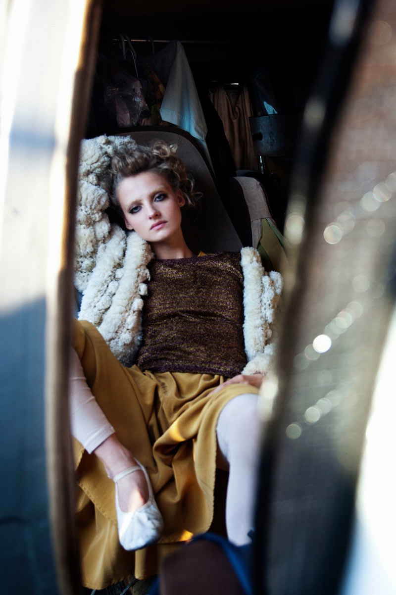 Amanda Norgaard by Joachim Johnson for Smug #5