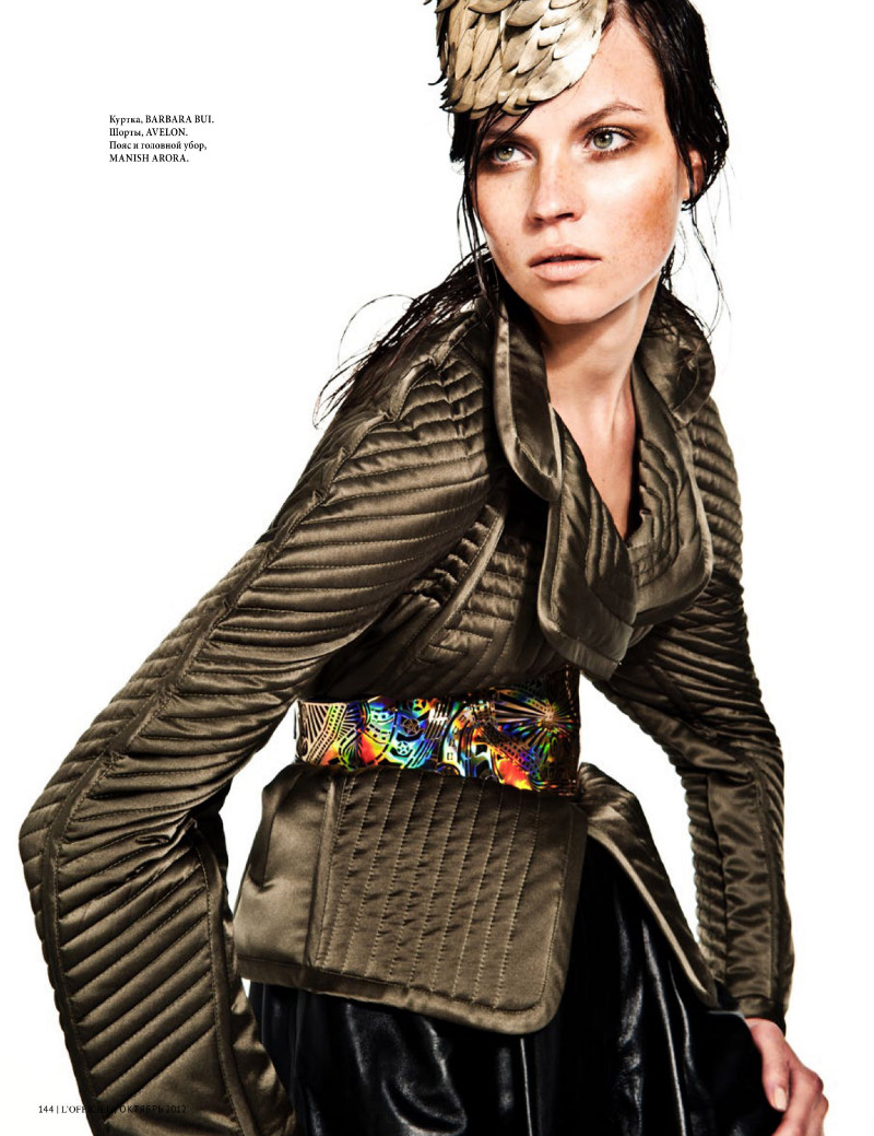 Egle Tvirbutaite Plays Urban Amazon for L’Officiel Ukraine October 2012 by Sy Delorme