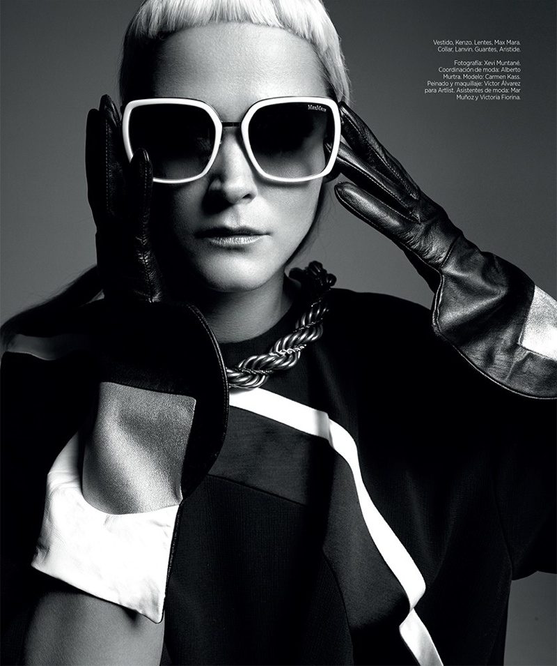 Carmen Kass Wears the Perfect Fall Accessories for BAZAAR Mexico