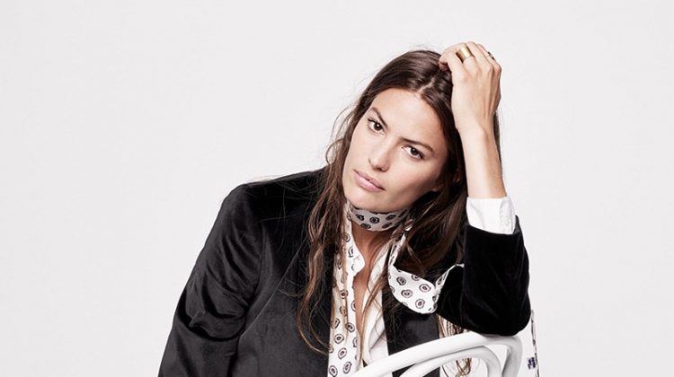 Cameron Russell Models Madewell’s Casual Holiday Outfits