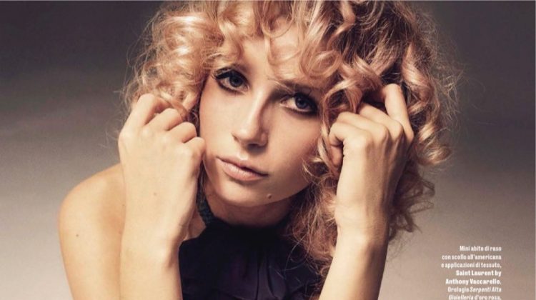 Lottie Moss & Lou Schoof Channel Swinging 60’s Style in Vanity Fair Italy