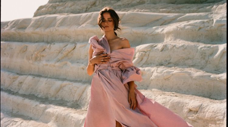 Anna de Rijk Models Dreamy Looks for Vogue Poland
