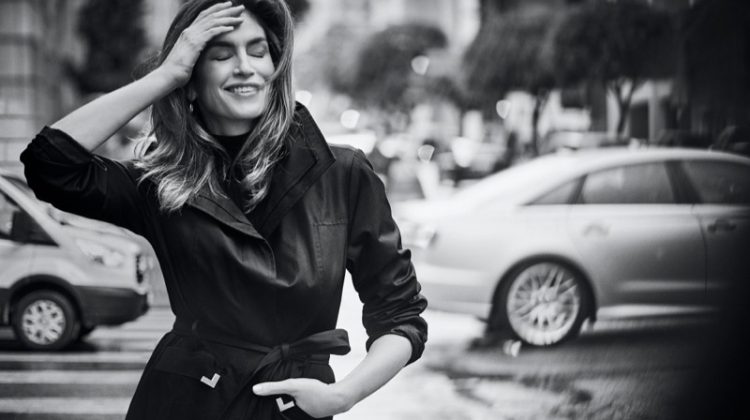 Cindy Crawford Looks Chic in Jones New York Spring 2020 Campaign