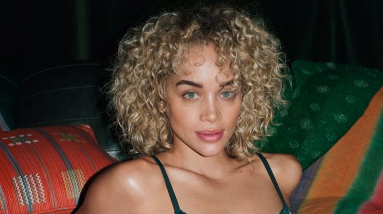 Justine, Jasmine, Alexis Model Victoria’s Secret Fall 2022 Collection
