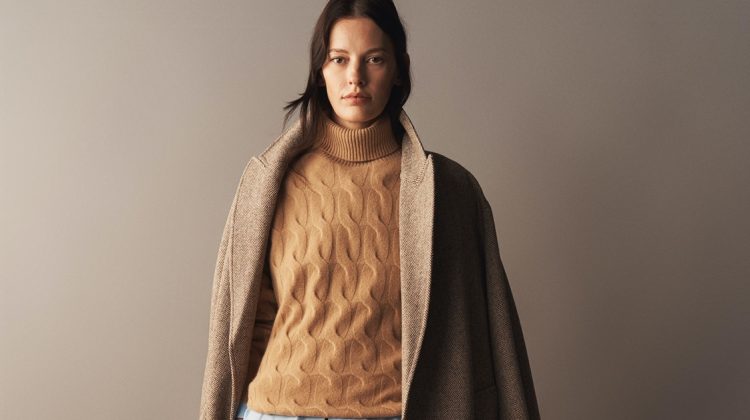 Tommy Hilfiger Goes Into Neutral Territory for Fall 2024
