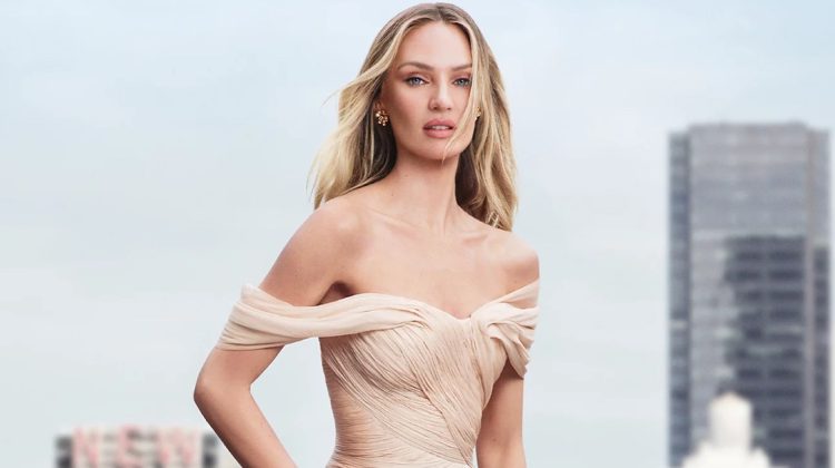 Candice Swanepoel Leads Oscar de la Renta New York Perfume Ad