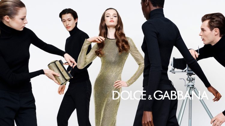 Dolce & Gabbana’s Holiday 2024 Campaign Sets a Chic Scene